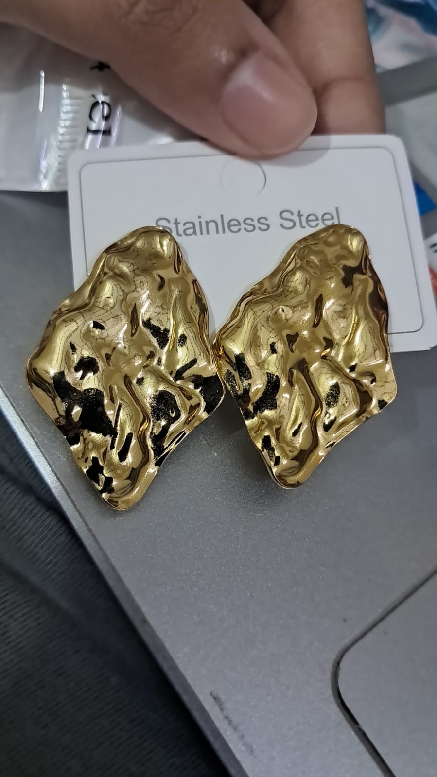 Geometric broad anti-tarnish Studs - Image 2