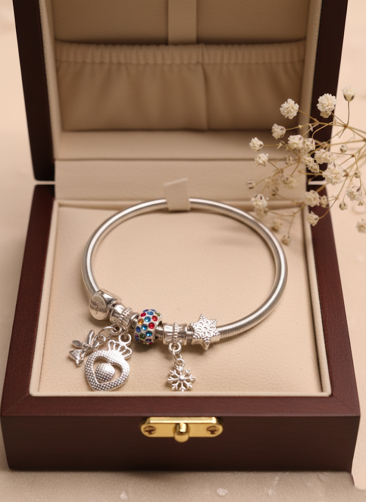 Regal Crown dangling Charm bracelet - Image 6