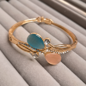 Gold-Tone Asymmetrical Ad hydro work Bracelet