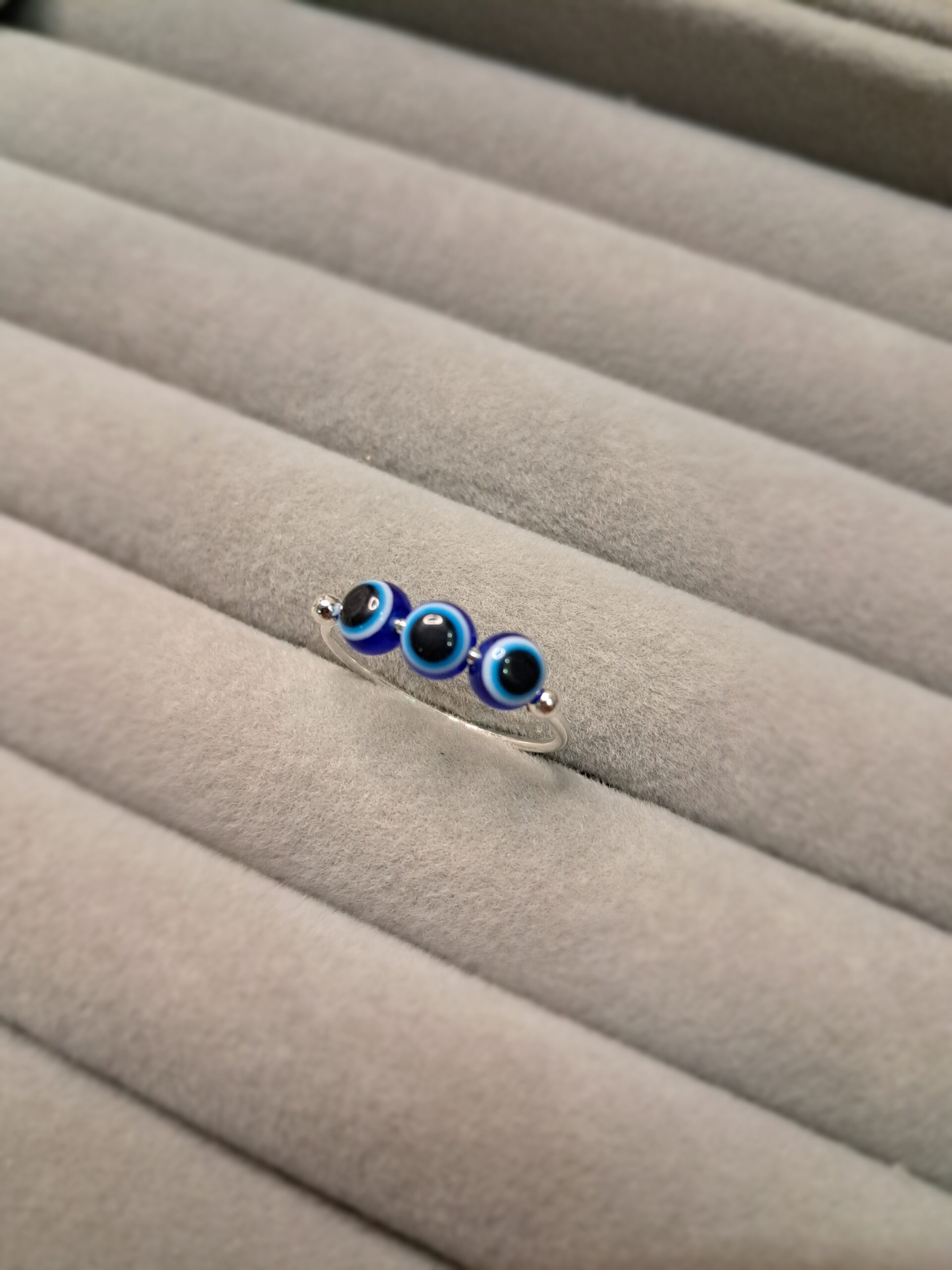 The "Nazar Glamour" Evil Eye Minimalist Ring - Image 8